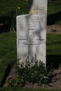 Ypres Reservoir Cemetery - South, W P