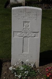 Ypres Reservoir Cemetery - Stewart, Osmer Noel