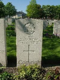 Ypres Reservoir Cemetery - Strange, W H