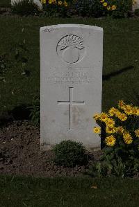 Ypres Reservoir Cemetery - Styles, W L