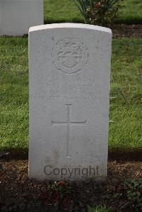 Ypres Reservoir Cemetery - Targett, Ernest