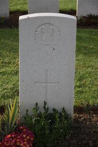 Ypres Reservoir Cemetery - Tavendale, D R