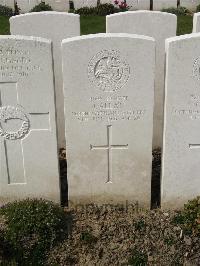 Bailleul Communal Cemetery Extension (Nord) - Allan, J