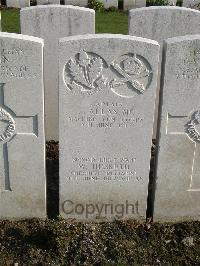 Bailleul Communal Cemetery Extension (Nord) - Allan, J