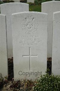 Bailleul Communal Cemetery Extension (Nord) - Austin, H