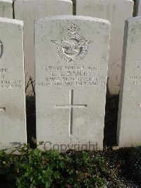 Bailleul Communal Cemetery Extension (Nord) - Bailey, Louis Leonard