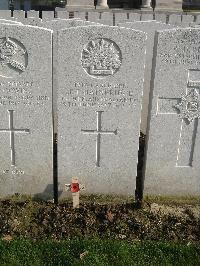 Bailleul Communal Cemetery Extension (Nord) - Bainbridge, John Thomas