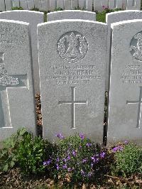 Bailleul Communal Cemetery Extension (Nord) - Bankhead, G