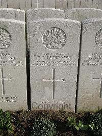 Bailleul Communal Cemetery Extension (Nord) - Barryman, Thomas Leslie