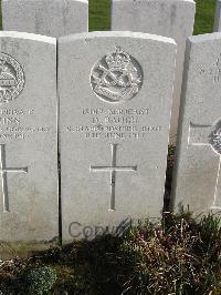 Bailleul Communal Cemetery Extension (Nord) - Baugh, D