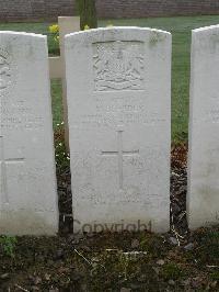 Bailleul Communal Cemetery Extension (Nord) - Bearder, Alfred