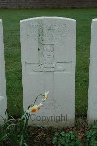 Bailleul Communal Cemetery Extension (Nord) - Benham, John Russell