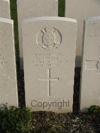 Bailleul Communal Cemetery Extension (Nord) - Bennett, Gilbert