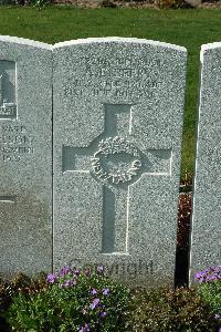 Bailleul Communal Cemetery Extension (Nord) - Berry, Arthur Edwin