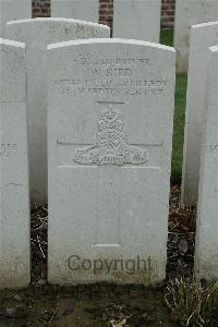 Bailleul Communal Cemetery Extension (Nord) - Bird, W