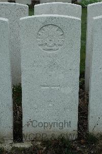 Bailleul Communal Cemetery Extension (Nord) - Bonnick, John William