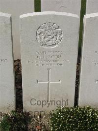 Bailleul Communal Cemetery Extension (Nord) - Boon, O L