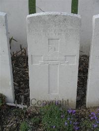 Bailleul Communal Cemetery Extension (Nord) - Bowden, Thomas