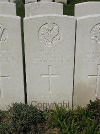 Bailleul Communal Cemetery Extension (Nord) - Boyne, Sydney