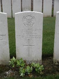 Bailleul Communal Cemetery Extension (Nord) - Brace, Frederick William