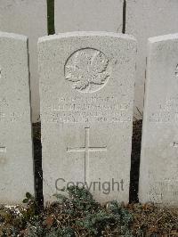 Bailleul Communal Cemetery Extension (Nord) - Bradley, William Leo