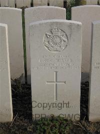 Bailleul Communal Cemetery Extension (Nord) - Branch, R W C