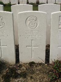 Bailleul Communal Cemetery Extension (Nord) - Bridges, T