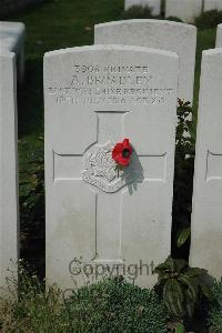 Bailleul Communal Cemetery Extension (Nord) - Broadley, Alfred