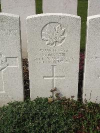 Bailleul Communal Cemetery Extension (Nord) - Brockie, D