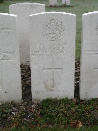 Bailleul Communal Cemetery Extension (Nord) - Burdett, Oliver Arthur