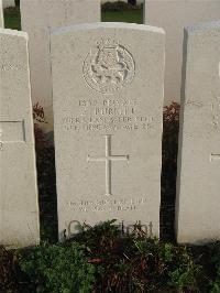 Bailleul Communal Cemetery Extension (Nord) - Burkitt, Ernest