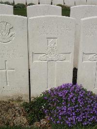 Bailleul Communal Cemetery Extension (Nord) - Calland, J R