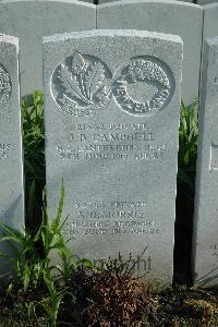 Bailleul Communal Cemetery Extension (Nord) - Campbell, John Barclay