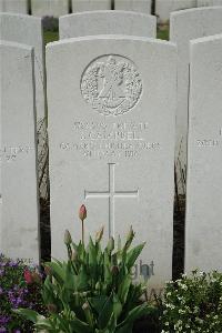 Bailleul Communal Cemetery Extension (Nord) - Campbell, J