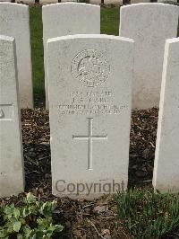 Bailleul Communal Cemetery Extension (Nord) - Carr, J A