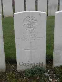 Bailleul Communal Cemetery Extension (Nord) - Carter, E