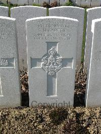 Bailleul Communal Cemetery Extension (Nord) - Carter, Francis Harding