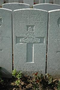 Bailleul Communal Cemetery Extension (Nord) - Chapman, James