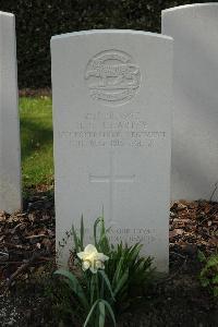 Bailleul Communal Cemetery Extension (Nord) - Charity, Harry Frederick