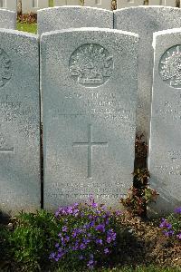 Bailleul Communal Cemetery Extension (Nord) - Charman, Claude Athol