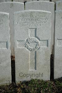 Bailleul Communal Cemetery Extension (Nord) - Christensen, Arthur Ring