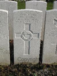 Bailleul Communal Cemetery Extension (Nord) - Clark, Henry James