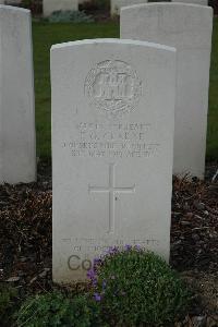 Bailleul Communal Cemetery Extension (Nord) - Clarke, Frederick George