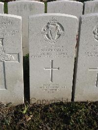 Bailleul Communal Cemetery Extension (Nord) - Coleman, William