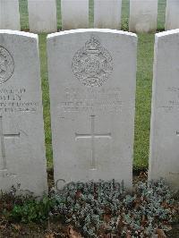 Bailleul Communal Cemetery Extension (Nord) - Collins, F L