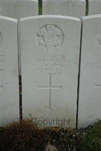 Bailleul Communal Cemetery Extension (Nord) - Connelly, Thomas