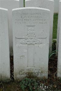 Bailleul Communal Cemetery Extension (Nord) - Coombs, Eric Oliver