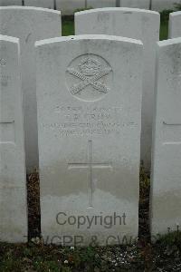 Bailleul Communal Cemetery Extension (Nord) - Crow, T A