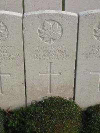 Bailleul Communal Cemetery Extension (Nord) - Dagenais, W