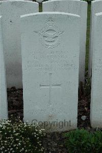 Bailleul Communal Cemetery Extension (Nord) - Dawson, Harold William